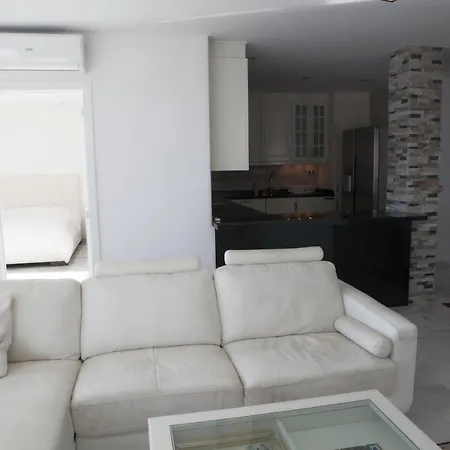 Luxury Puerto Banus Penthouse With Parking & Wi-fi Apartment Marbella