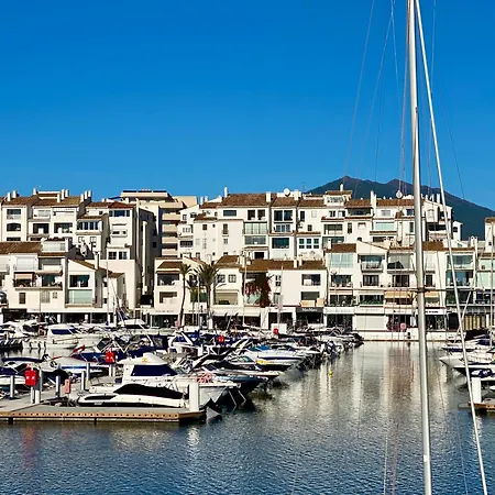 Luxury Puerto Banus Penthouse With Parking & Wi-fi *