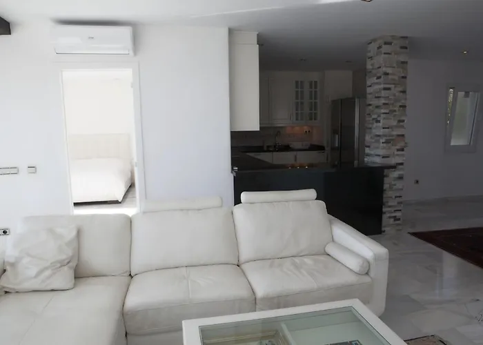 Luxury Puerto Banus Penthouse With Parking & Wi-fi Appartement Marbella