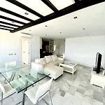 Luxury Puerto Banus Penthouse With Parking & Wi-fi *