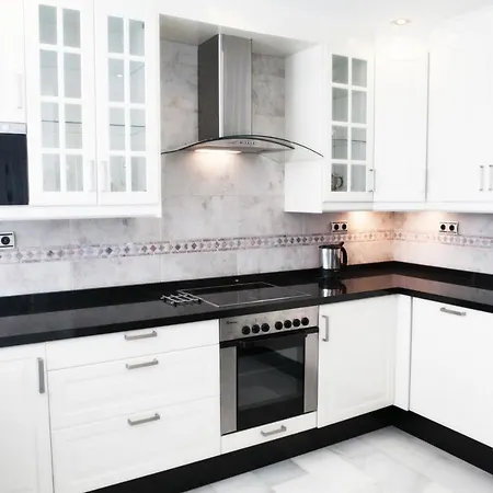Luxury Puerto Banus Penthouse With Parking & Wi-fi Apartman Marbella