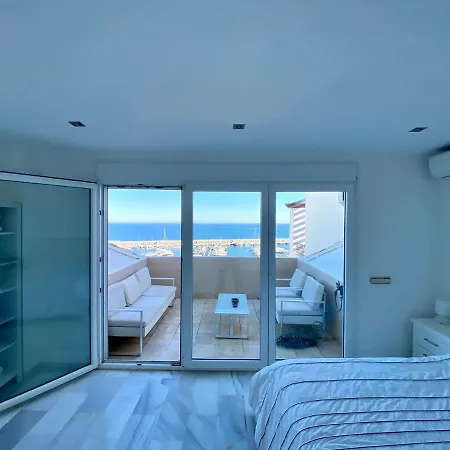 Luxury Puerto Banus Penthouse With Parking & Wi-fi *