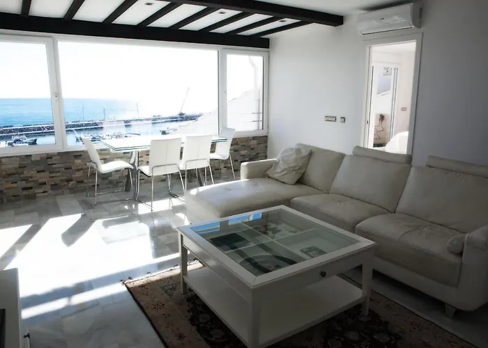 Luxury Puerto Banus Penthouse With Parking & Wi-fi *