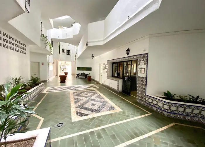 Luxury Puerto Banus Penthouse With Parking & Wi-fi 马尔韦利亚