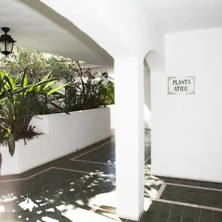 Luxury Puerto Banus Penthouse With Parking & Wi-fi Lejlighed *