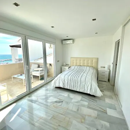 Lejlighed Luxury Puerto Banus Penthouse With Parking & Wi-fi