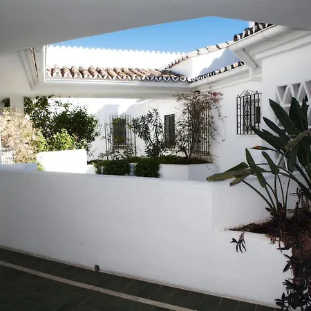 公寓 Luxury Puerto Banus Penthouse With Parking & Wi-fi 马尔韦利亚