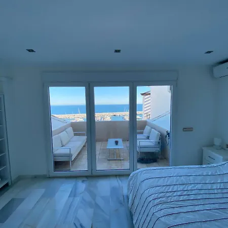 Luxury Puerto Banus Penthouse With Parking & Wi-fi 公寓