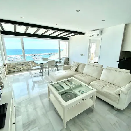 公寓 Luxury Puerto Banus Penthouse With Parking & Wi-fi 马尔韦利亚