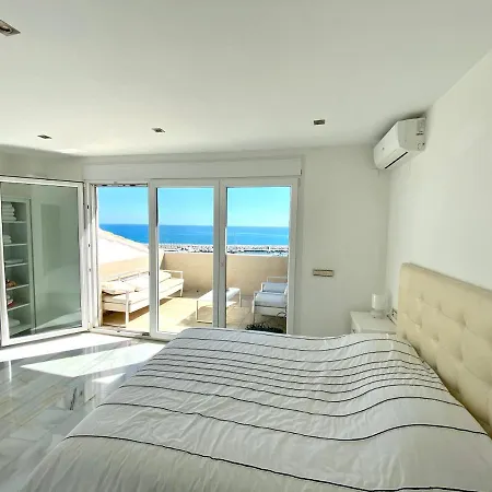 Luxury Puerto Banus Penthouse With Parking & Wi-fi 公寓 马尔韦利亚