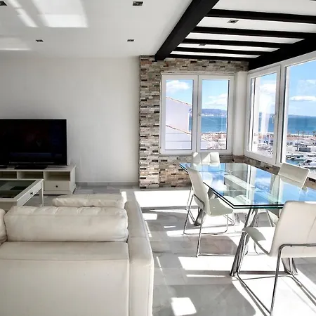 公寓 Luxury Puerto Banus Penthouse With Parking & Wi-fi 马尔韦利亚